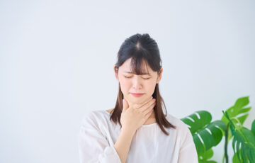 声が小さいことに悩む30代女性